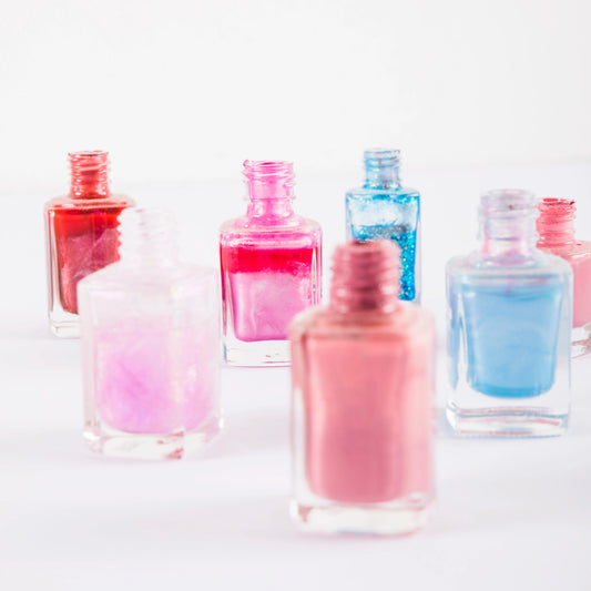 Vernis sans TPO : l’alternative écologique pour vos ongles